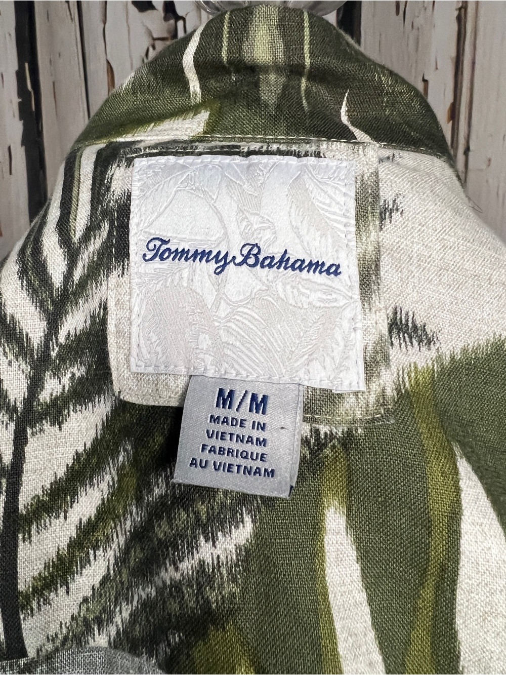 Tommy Bahama Summer Green and White Tropical Print Shirt Jacket - Picture 9 of 9